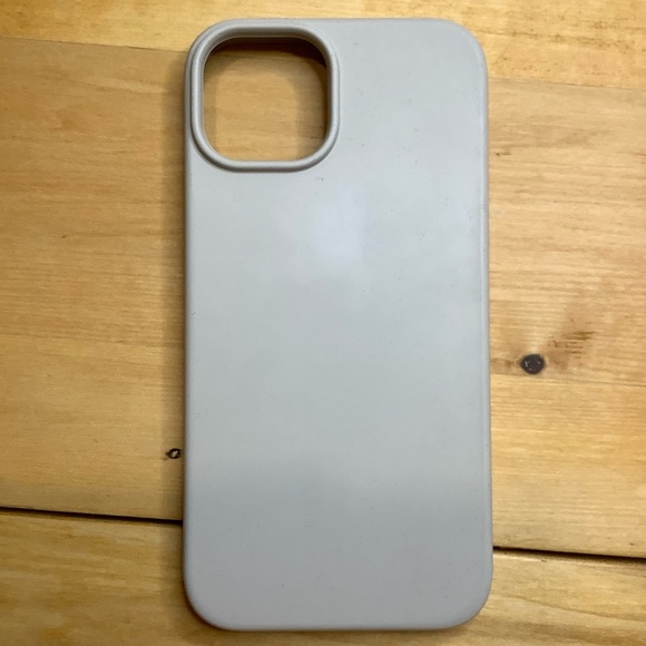 Gray Slim Protective Silicone Case for iPhone 13 - Picture 1 of 6